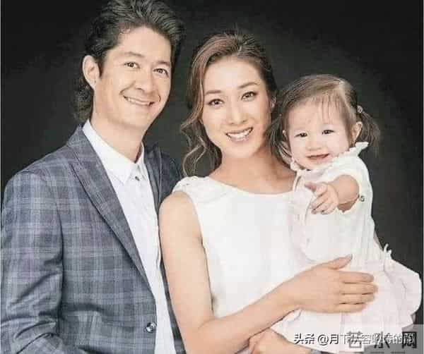 44页诉状怼脸！钟嘉欣“别理它”藏着最狠反击