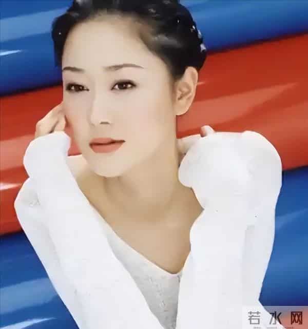 结婚10年被丈夫出轨8次!最后出轨蒋勤勤,年仅43岁抑郁烧炭自尽