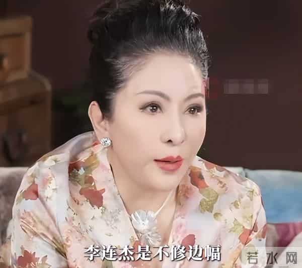 "向太曝李连杰回春内幕,没换心脏邋遢显憔悴,平时手都不抖"