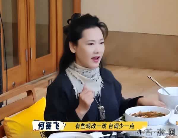 何赛飞曝潜规则、女歌手身亡、男星闹离婚，多个瓜曝光，个个离谱