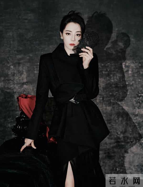 迪丽热巴性感美腿写真