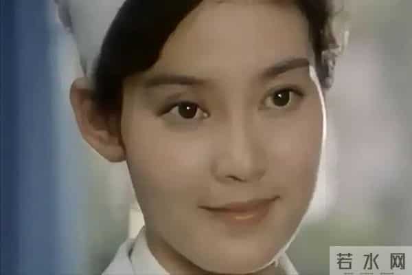 她13次拿下影后,无儿无女孤身一人,却在68岁时公开“表白”前夫