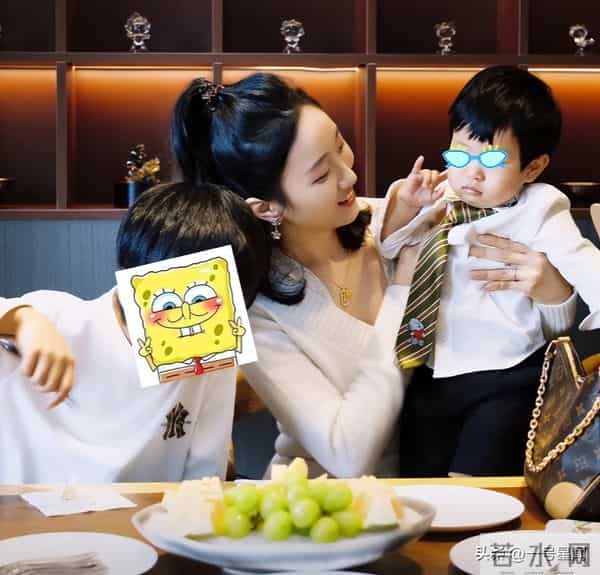 离婚3年后,杨颖和参加前夫家宴的小海绵,合力撕下叶柯的"体面"