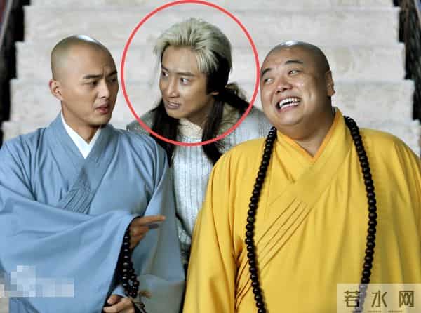 钱再多有什么用，76岁身家超30亿的洪金宝，仍要为儿子婚姻操碎心