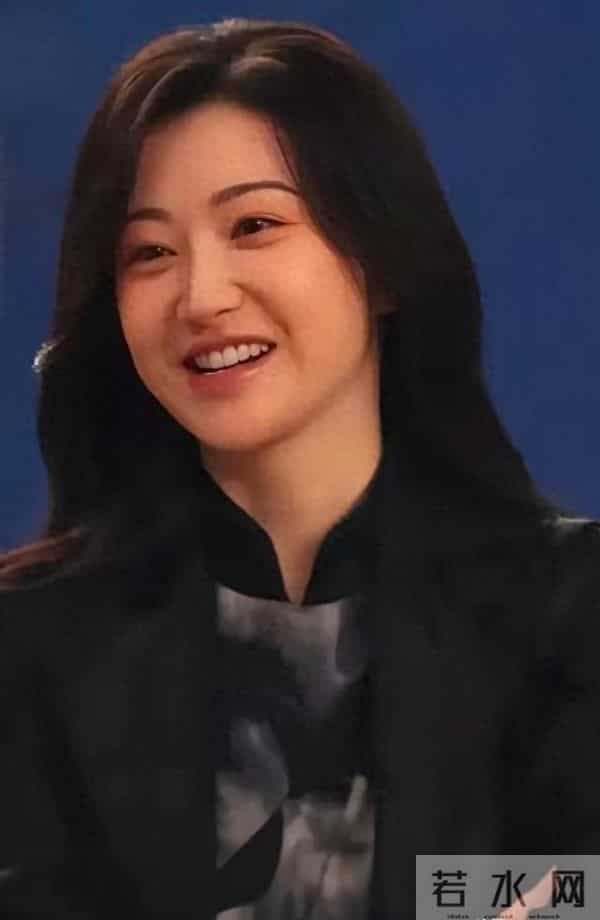 景甜胖了好多，但反而看起来更好看了，整个人都在发光