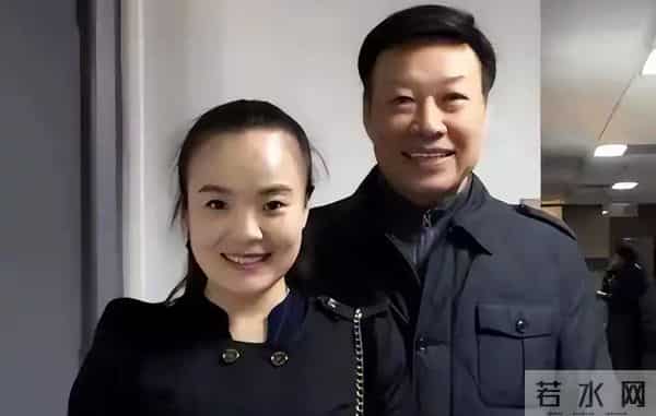 从春晚爆红到销声匿迹,靠着小品出名的他,如今过得怎么样?