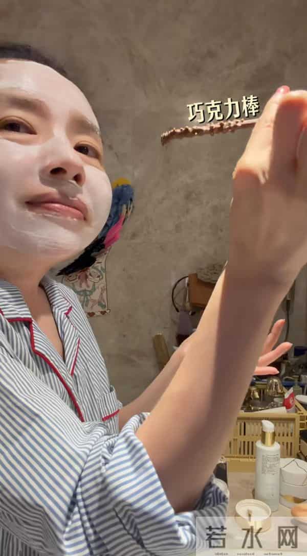 董洁自己做一日三餐，没阿姨还要洗衣服收拾卫生，住豪宅也不暖和