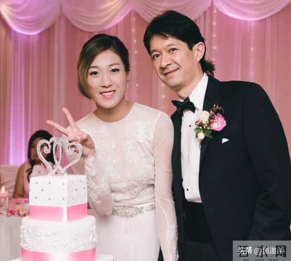 钟嘉欣婚变风波升级!曝其签婚前协议被骗婚,狂接工作争抚养权
