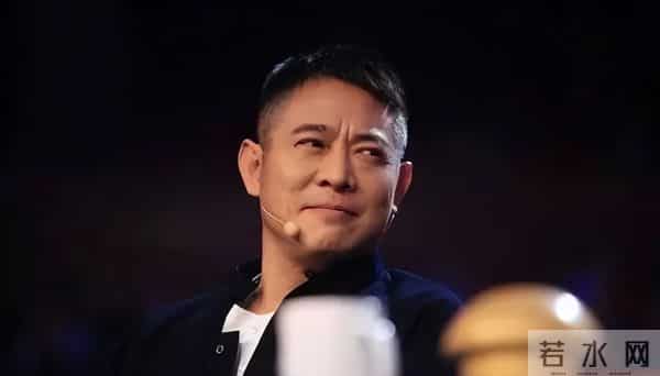 换心还是换血？62岁的李连杰脱衣自证，让人担心的事还是发生了