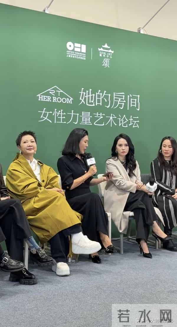 57岁伊能静无滤镜亮相，颈纹、法令纹显年龄，冻龄神话是否该破？