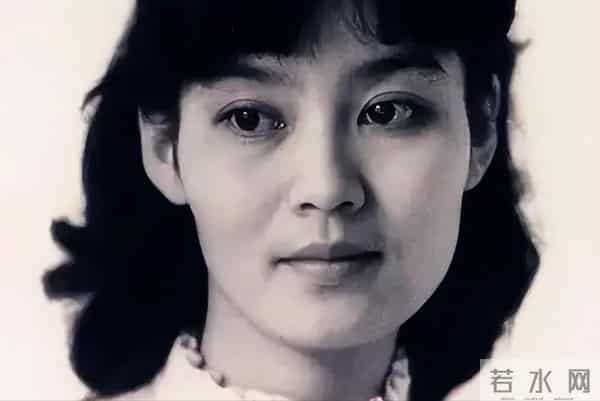 她13次拿下影后,无儿无女孤身一人,却在68岁时公开“表白”前夫