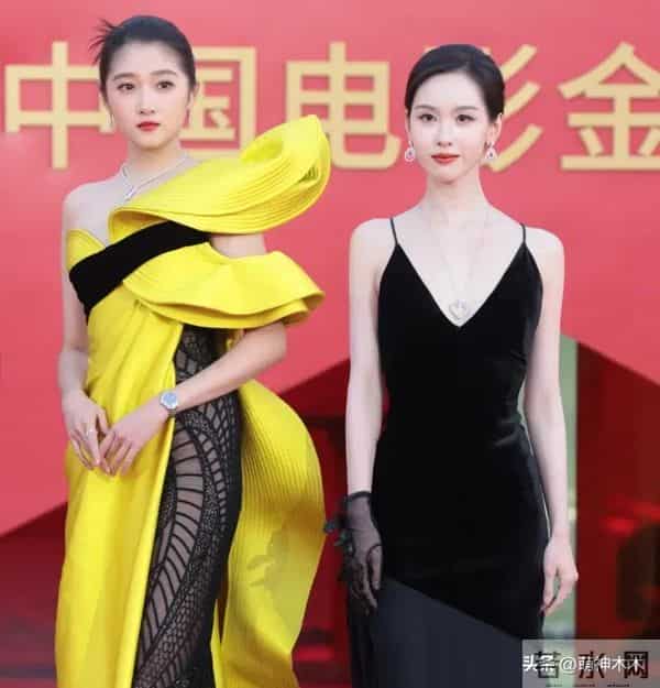 金鸡奖红毯生图来了！倪妮珠宝抢镜，关晓彤背厚，辛芷蕾礼服过季