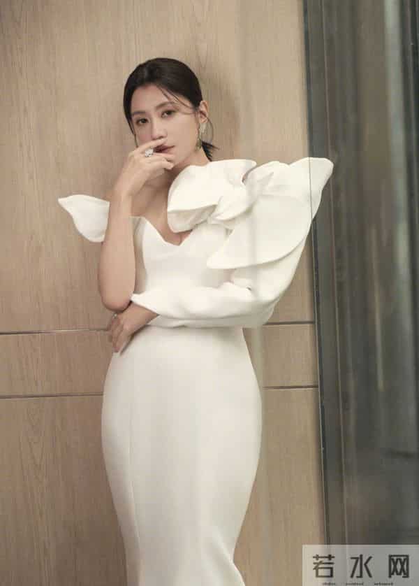 贾静雯,轻熟御姐,赵敏会成为经典