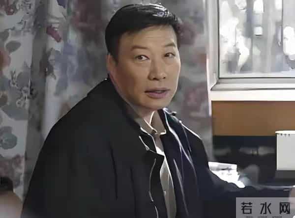 从春晚爆红到销声匿迹，靠着小品出名的他，如今过得怎么样？