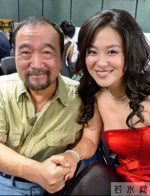 她真是美了一辈子！年轻时惊艳了年华，年老后优雅了岁月