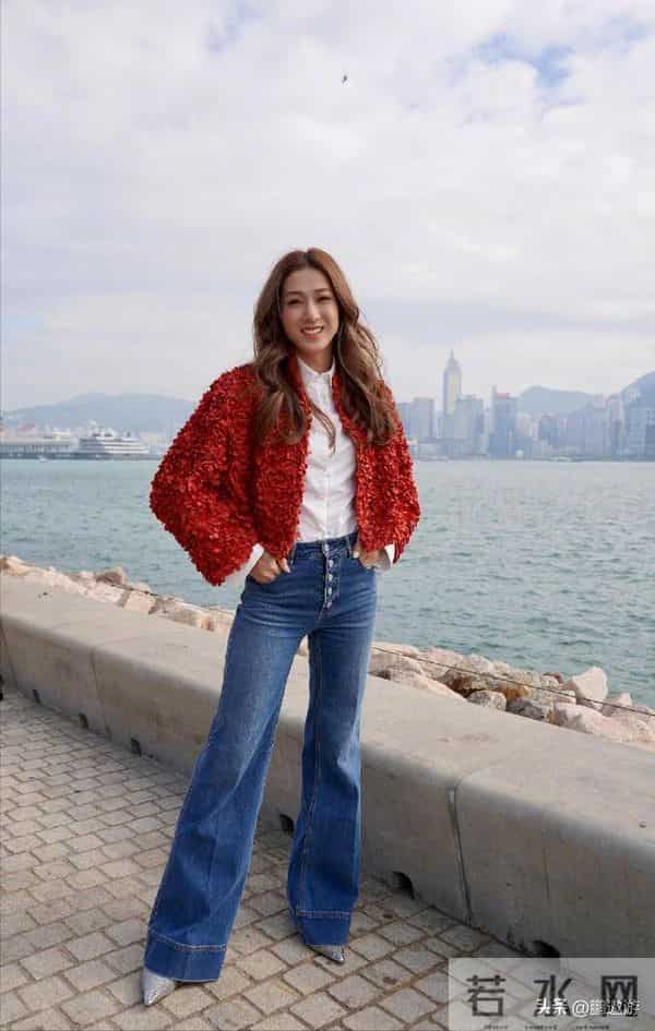 钟嘉欣婚变风波升级!曝其签婚前协议被骗婚,狂接工作争抚养权