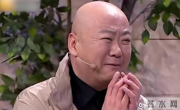 难以置信！58岁郭冬临至今未婚未育，如今已成两千万粉丝大网红