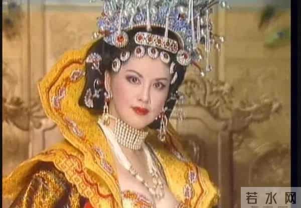 因美貌被克林顿接见!这位中国美妇,惊艳时光28年,却拒绝爱情