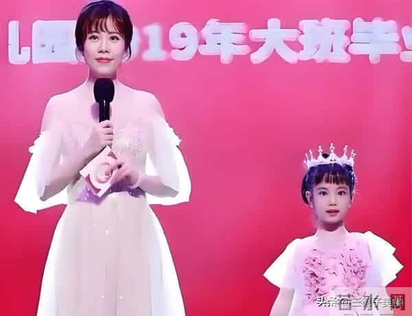 她是珠江台最红主持人之一，拒为相亲老公离职，结婚生女恩爱如初