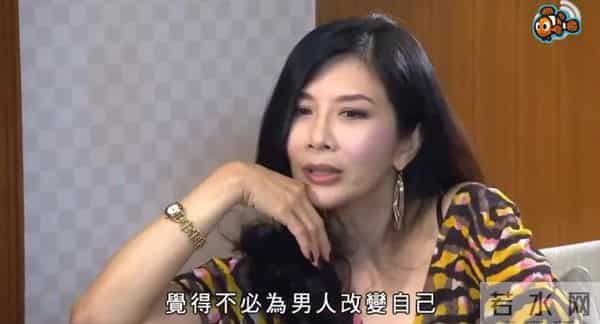一代艳后吴家丽被成龙称为顶级美人,62岁220斤体重,仍美到勾人