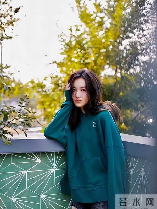 李亚鹏做梦也没想到，心中这口恶气竟让向太给出了，窦靖童没说谎