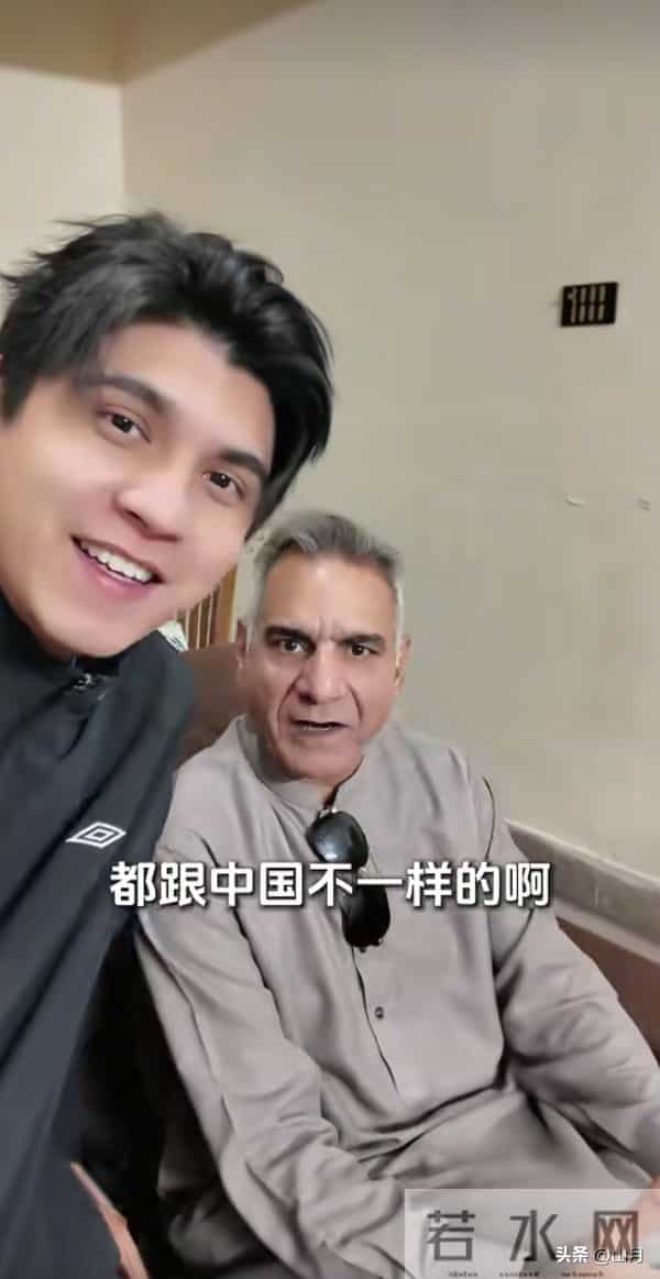 中巴混血麦子叫错称呼，网友弹幕纠正，爸爸却在叔叔家住十年之久