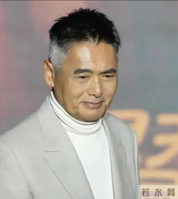 70岁周润发增肥20斤 白发染黑 刮胡子年轻20岁 梦回上海滩 小孩看呆了