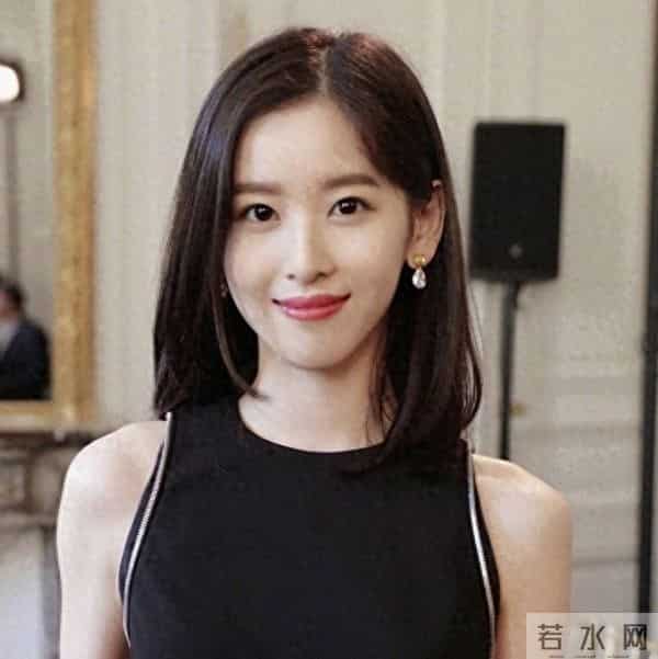 “婚变传闻”仅10天,31岁章泽天再官宣喜报,雄心太盛藏不住了!