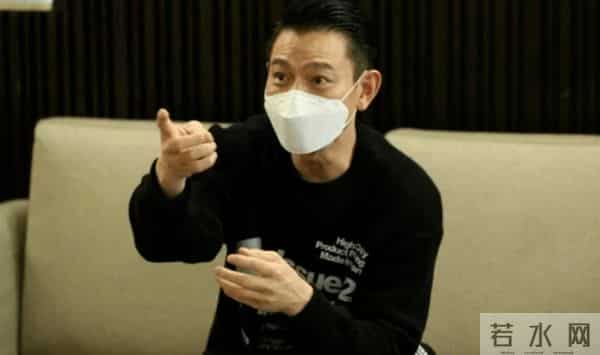 换心还是换血?62岁的李连杰脱衣自证,让人担心的事还是发生了