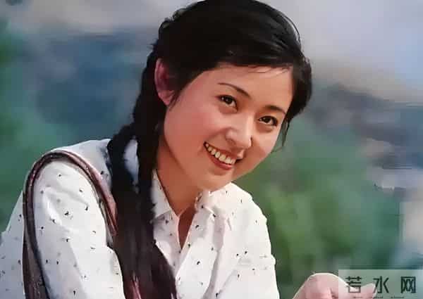 倪萍：半生从容，却为1.97 米的儿子操碎了心，有两大担忧