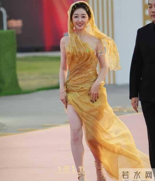 蒋梦婕金鸡女神美出圈!陈都灵惊艳宋佳优雅,看到关晓彤:爱了!