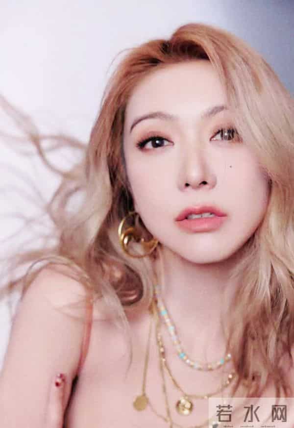 50岁薛凯琪，有一种美叫撩人，特别是熟女