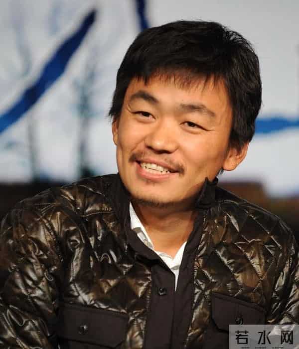 横店13万群演的悲哀！美女懒汉扎堆，老外抢市场，钱没赚到还受伤