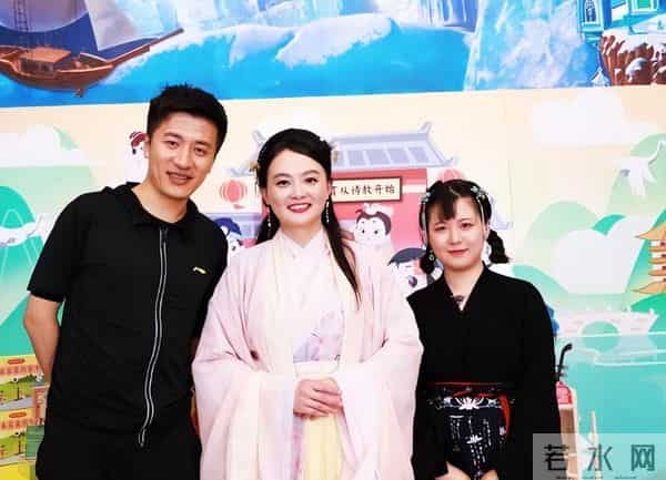 演唱会一幕惹祸，张雪峰被骂半个月，本人紧急回应！