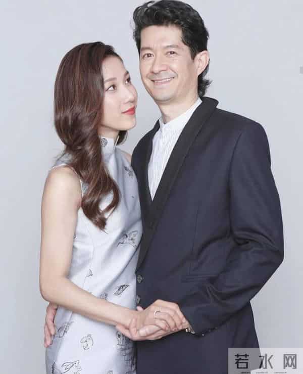 钟嘉欣婚变后续:亲口否认传闻,笑着说正和老公筹备十周年纪念日