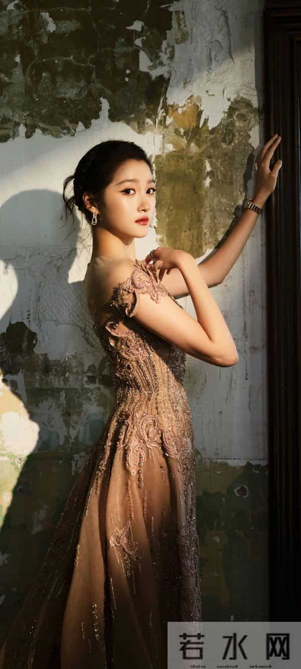 美女壁纸第1438期—关晓彤