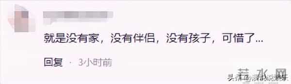 59岁李若彤健身遭偷拍，少女身材引爆热议：没有子女，可惜了？