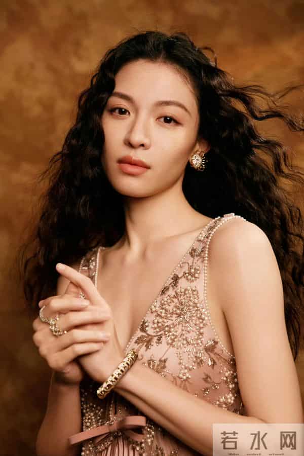 钟楚曦金鸡奖性感写真