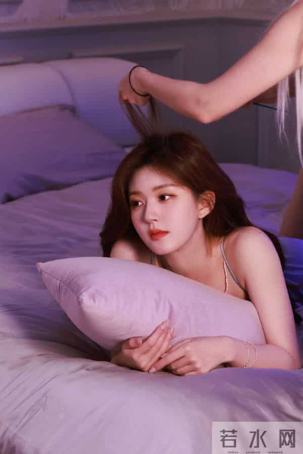 赵露思宣传片拍摄花絮