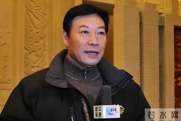 从春晚爆红到销声匿迹,靠着小品出名的他,如今过得怎么样?