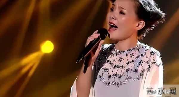 50岁龚琳娜选择深山独居，离婚后重新活出自我，成功走出悲伤