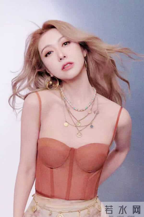 50岁薛凯琪，有一种美叫撩人，特别是熟女