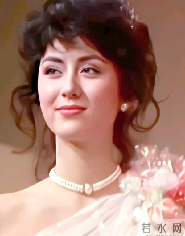 钱再多有什么用，76岁身家超30亿的洪金宝，仍要为儿子婚姻操碎心