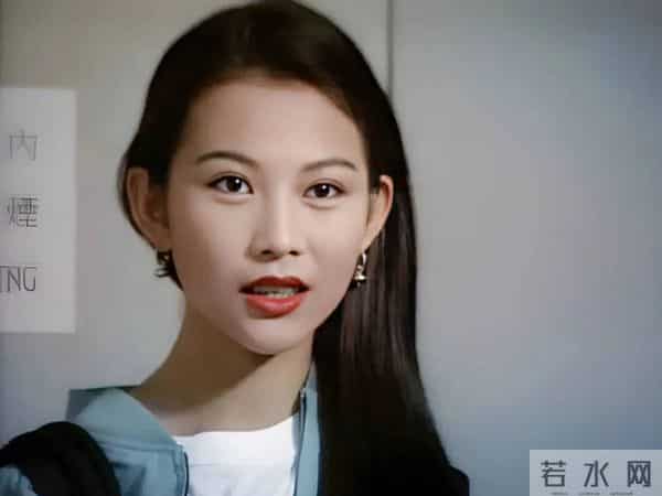 52岁蔡少芬现状让人心酸,脸部变瘦特别显老,不老女神风光不再