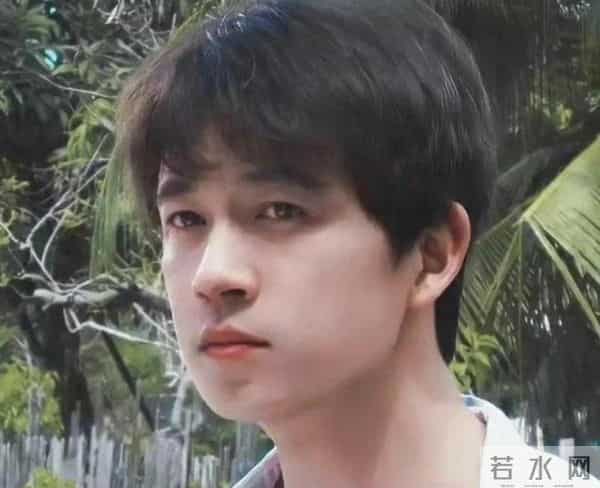 离婚13年后，51岁潘粤明再次官宣喜讯，成为前妻需要仰望的存在