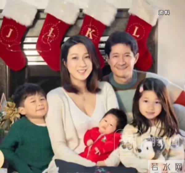 港媒曝钟嘉欣起诉丈夫争夺三孩抚养权，本人否认婚变：“结了婚就会传离婚，拍拖又会说不合适”