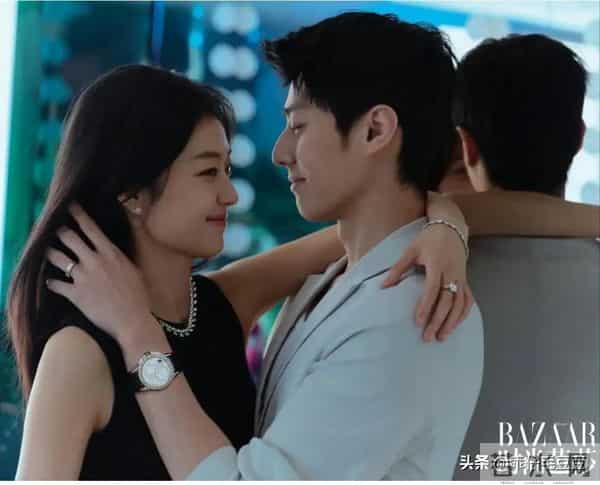 感觉这个女演员未来要有大作为，就是单凭这一张脸！