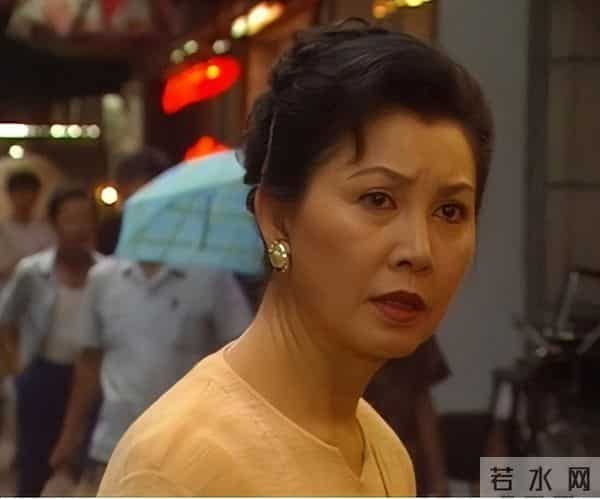 惊传噩耗！香港知名演员老公于家中离世，坐在轮椅上失去呼吸