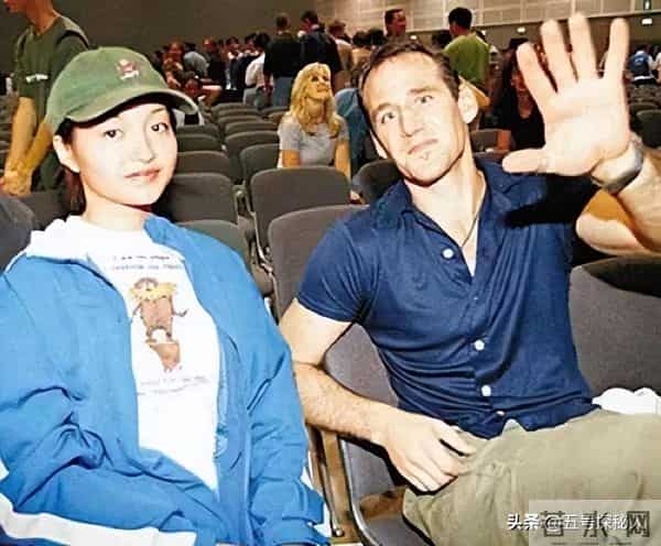 两次拒绝黎明,无视钟汉良示爱,被折磨20年后55岁的她憔悴成大妈