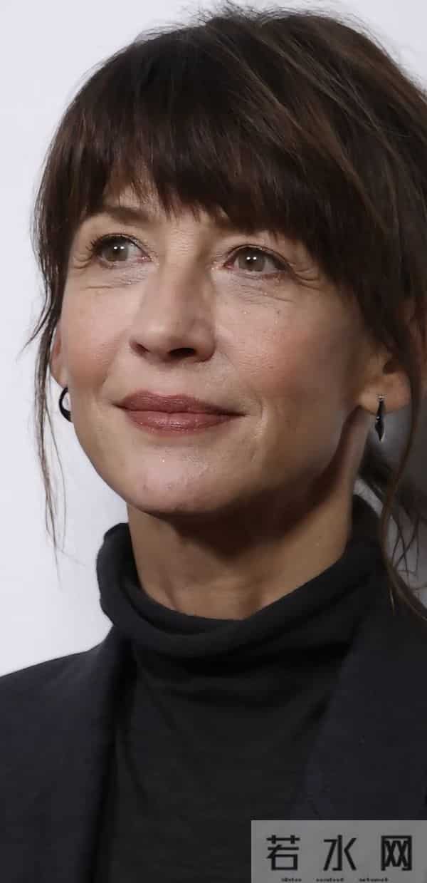 58岁苏菲玛索，无美颜无滤镜的状态